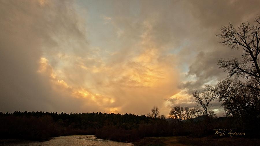 Mid Winter Sunset Over The Rogue River Photograph by Mick Anderson