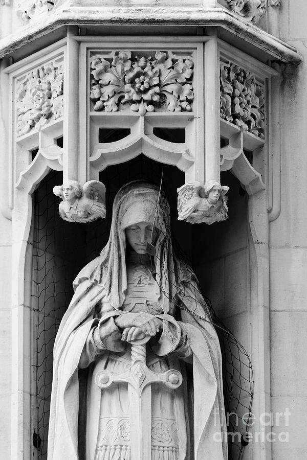 London Photograph - Middlesex Guildhall building statue London by James Brunker