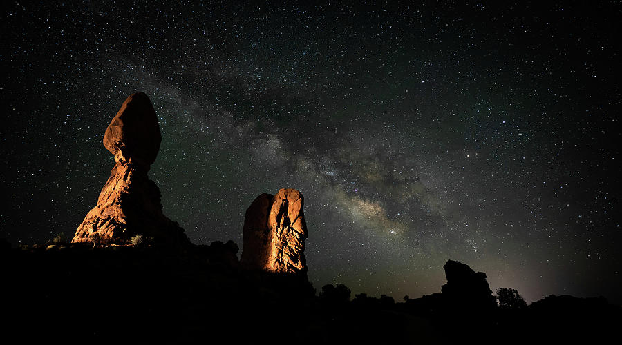 Milky Way Balanced Rock Light Photograph by William Kennedy
