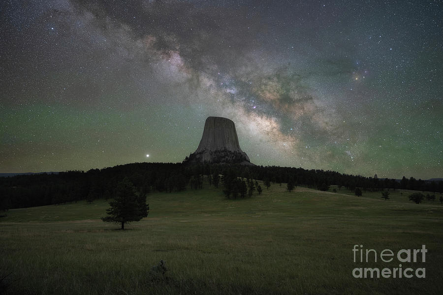 Milky Way Galaxy Rising Over Devils Tower In Wyoming Stock Photo