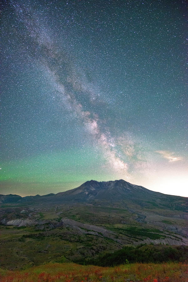 Milky Way in Mt St. Helens Digital Art by Michael Lee