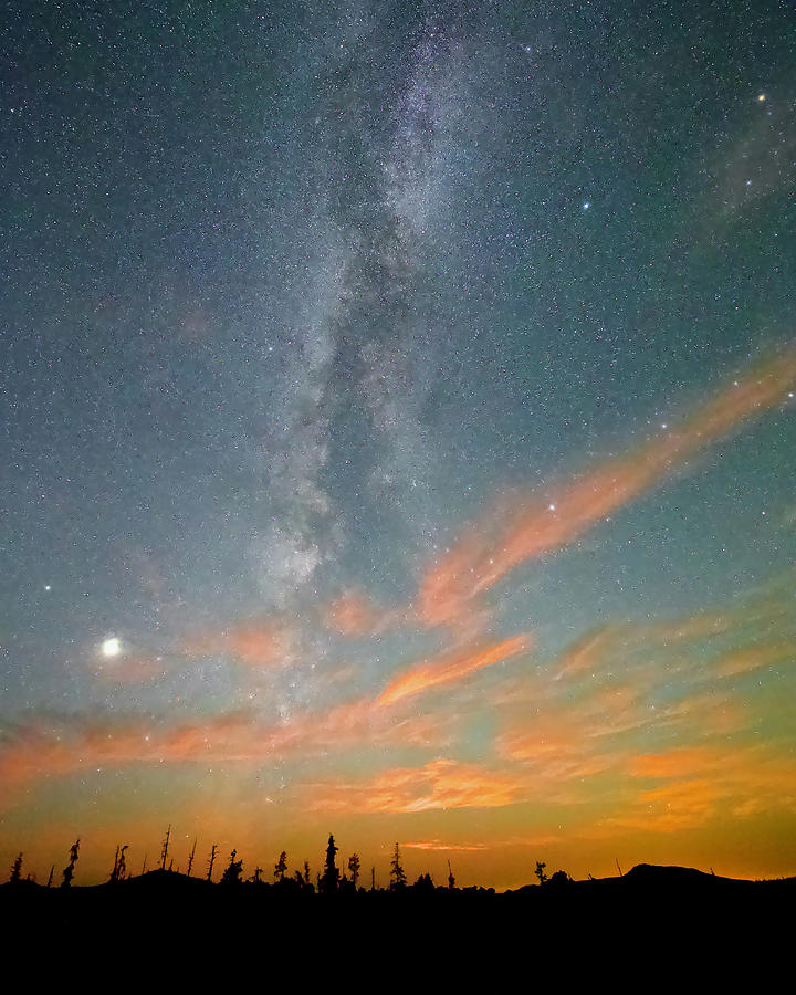 Milky Way Moonset Photograph