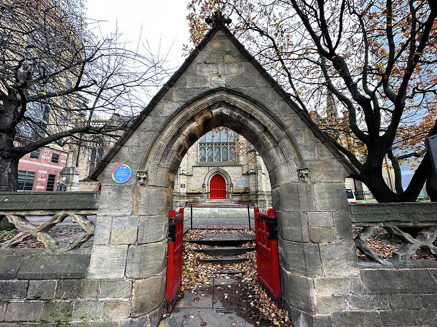 Mill Hill Chapel Entrance Leeds Uk Photograph By Derek Oldfield Fine Art America 3676