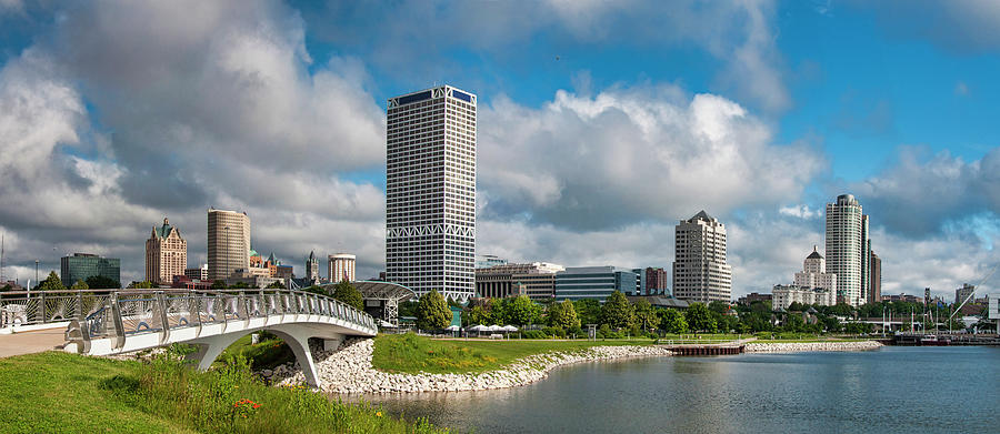 Milwaukee City Skyline Photograph by Gerald DeBoer