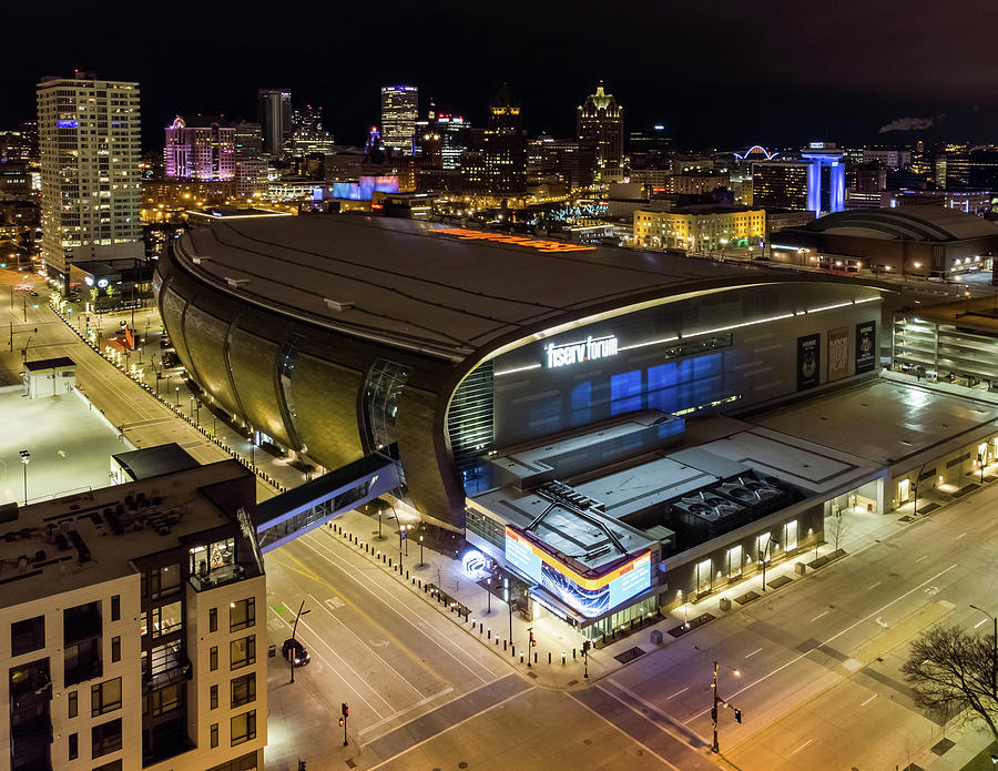 Milwaukee Landmarks - #20 Photograph By Steve Bell - Fine Art America