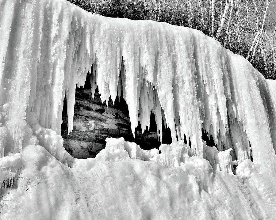 Minnesota Icicles Photograph by Susie Loechler