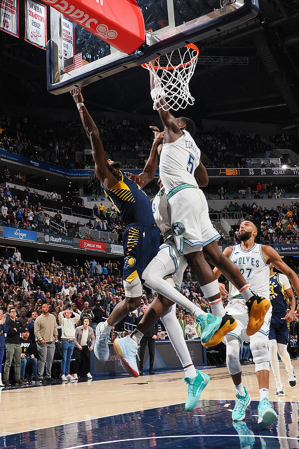 Minnesota Timberwolves v Indiana Pacers Photograph by Ron Hoskins