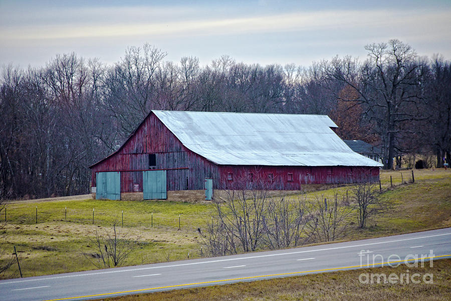 Mississippi Barn At Dawn Photograph