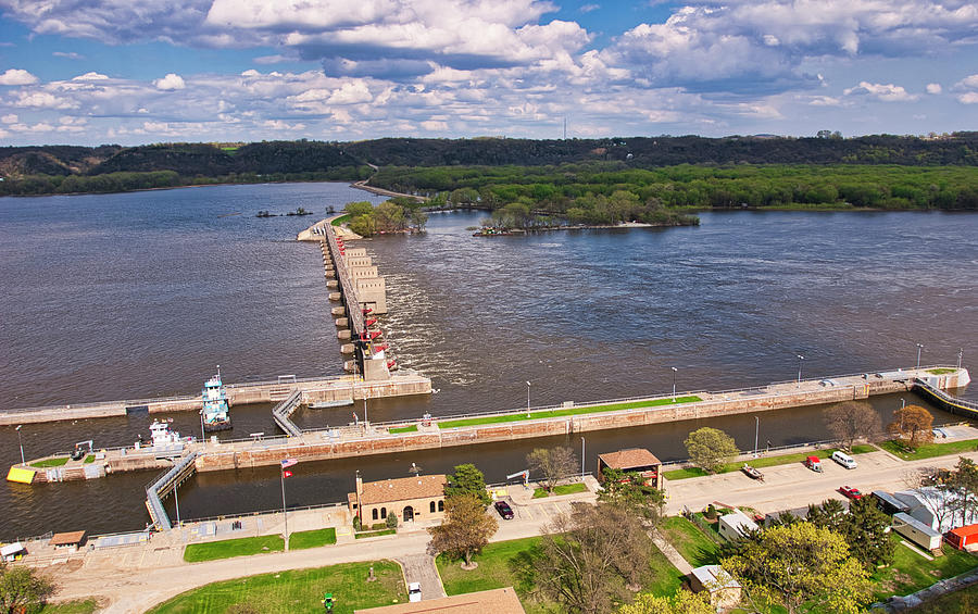 Mississippi River Lock and Dam - Dubuque - Iowa Photograph by Steven Ralser