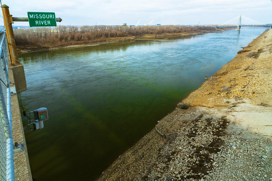 Missouri River in Kansas City Photograph by Gfed