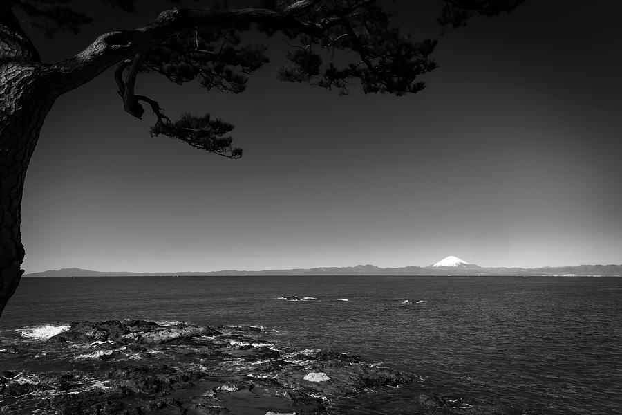 Miura Peninsula Seascape Photograph by Bill Chizek