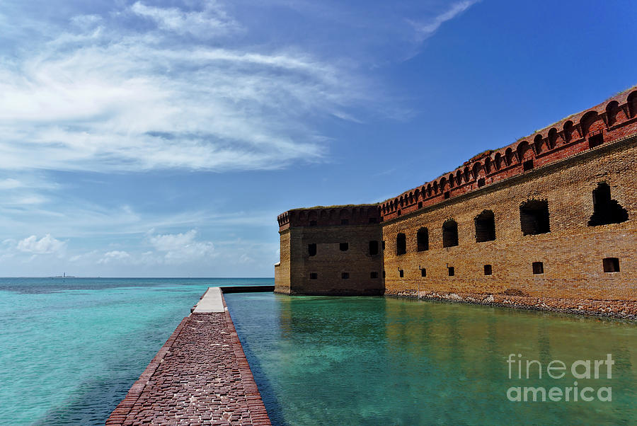 Dry Tortugas National Park Photograph - Moat Walk by Dale Kohler