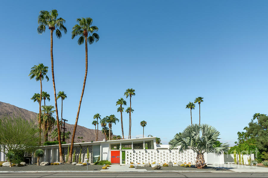 Modern mid-century house, Palm Springs Photograph by Delphimages Photo ...