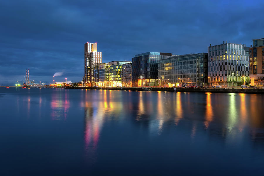 Modern offices and apartment buildings on Sir John Rogerson Quay at ...