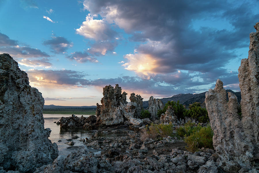 Mono Lake at sunrise in California during the summer. Tufa tower ...