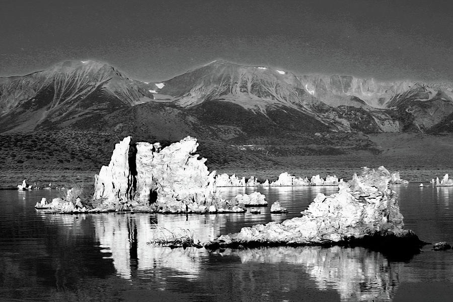 Mono Lake Tufas Photograph by Jerry Griffin