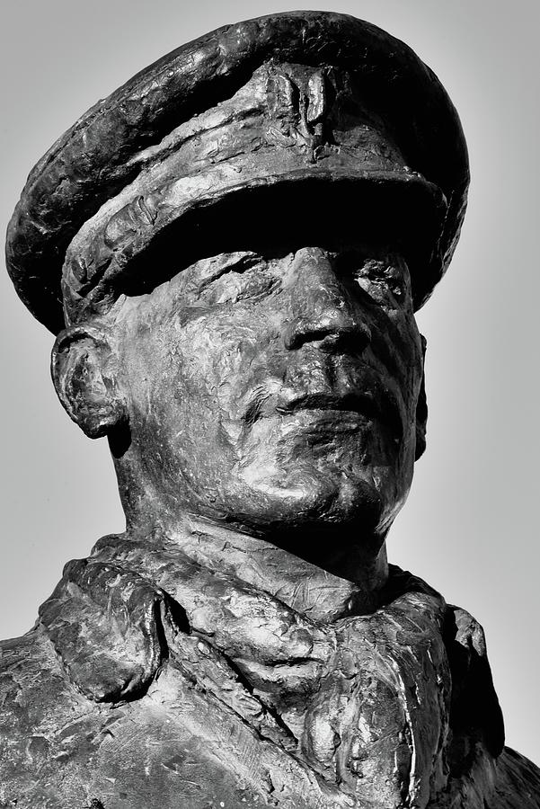 Special Air Service Photograph - Mono  Lieutenant Colonel Robert Blair Mayne DSO Three Bars Statue  by Neil R Finlay