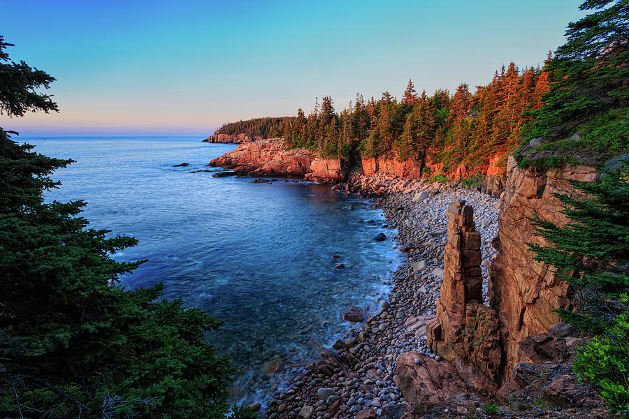 Monument Cove, Acadia NP Photograph by Jeff Sinon