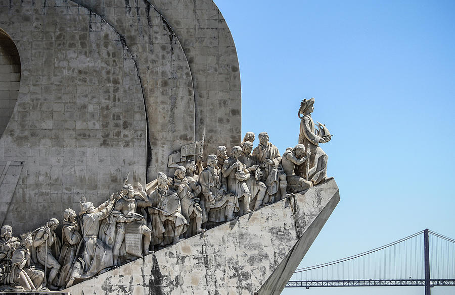 Monument to the Discoveries Photograph by Fabiano Di Paolo