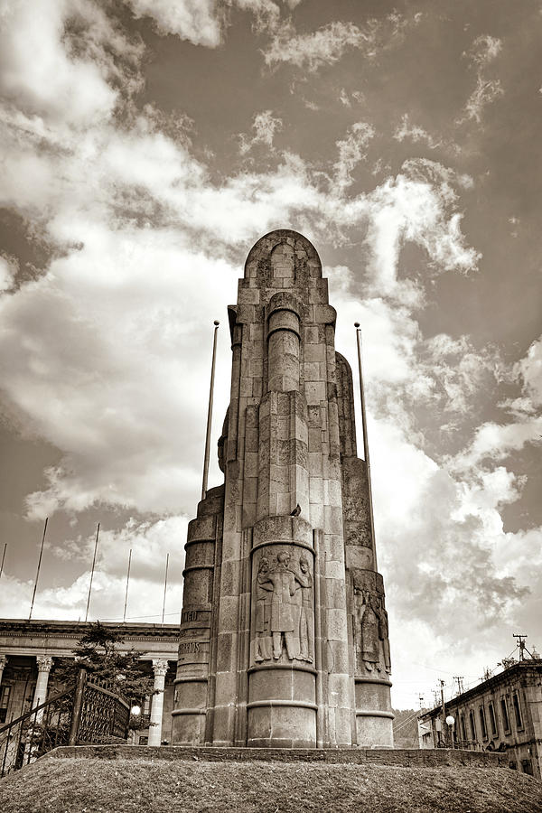 Monumento Justo Rufino Barrios - Quetzaltenango - Guatemala Photograph ...