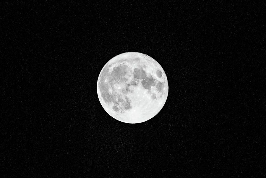 Moon of chusuk Photograph by Hyuntae Kim