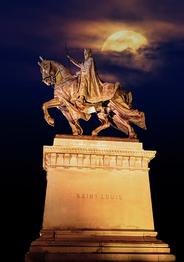 Moon over Apotheosis of St. Louis Photograph by Randall Allen
