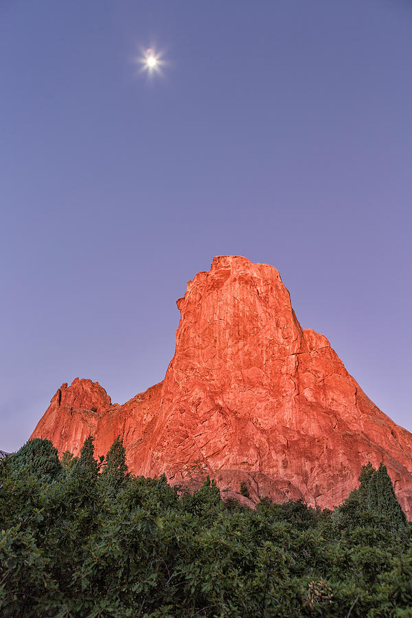 Moon Over Pulpit Rock In Garden Of The Gods Photograph