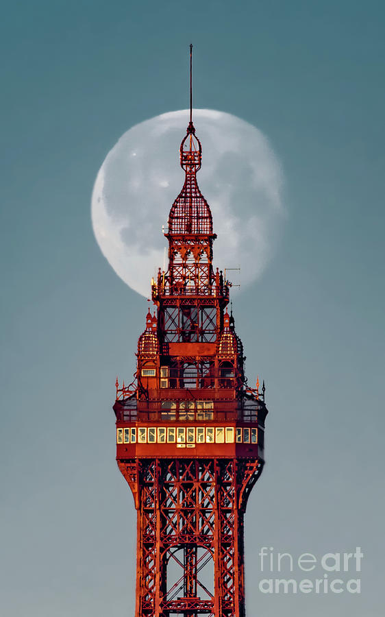 Sunset Photograph - Moonset Blackpool by Stephen Cheatley