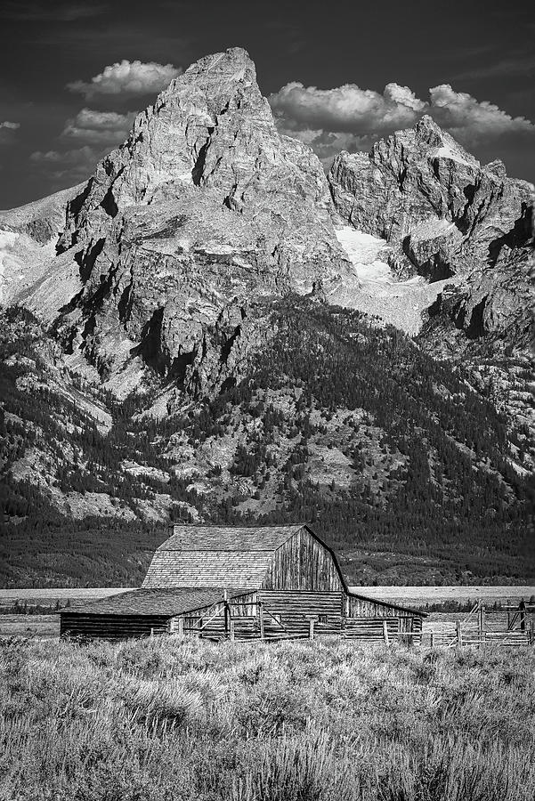 Mormon Barn #1 Photograph by Gary Felton