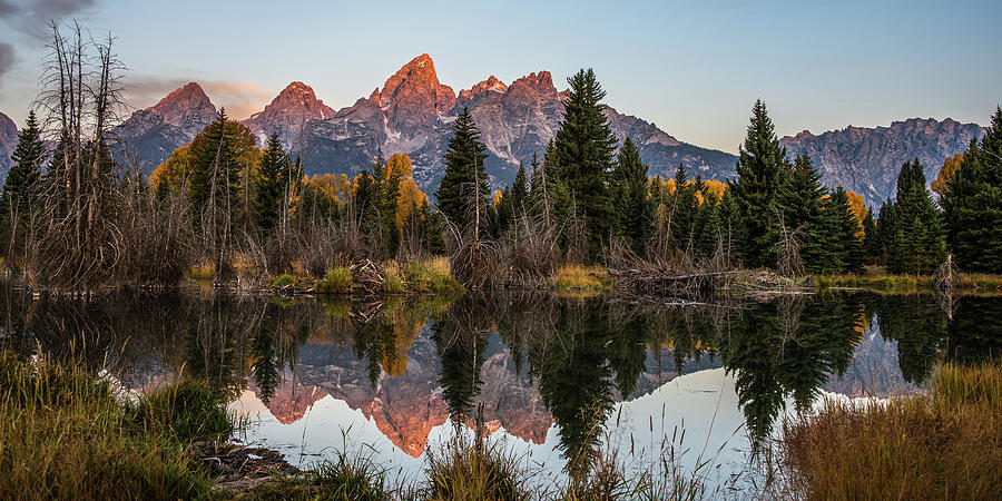 Morning Light At Schwabachers Landing Photograph by Yeates Photography