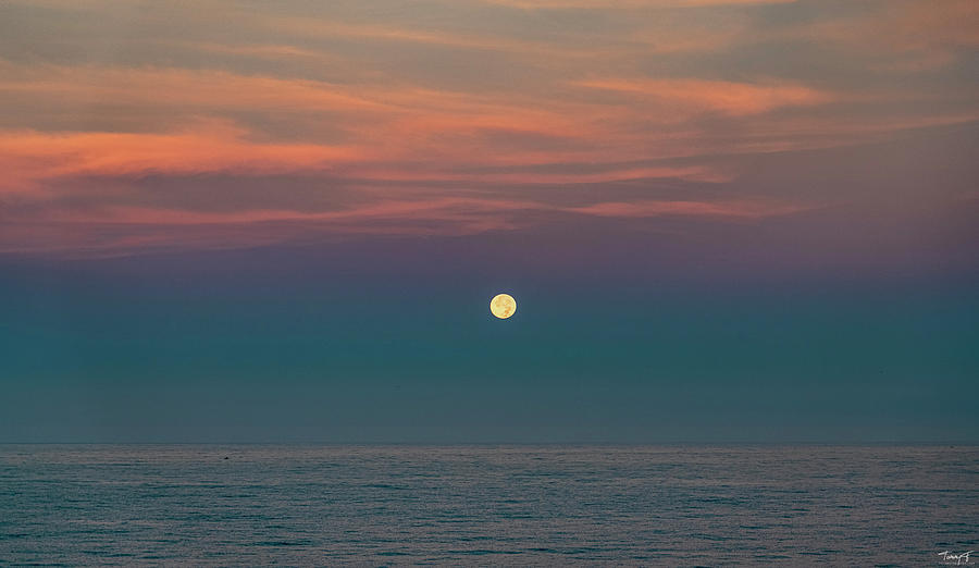 Morning Moon in Mazatlan Photograph by Tommy Farnsworth