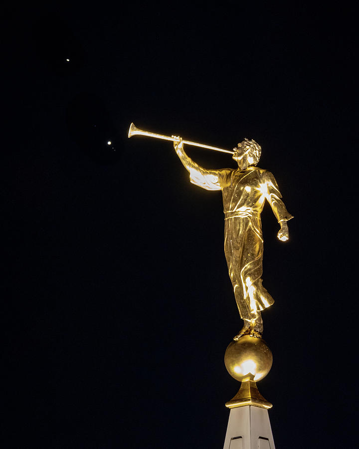 Moroni and The Christmas Star Photograph by Steve Ferro