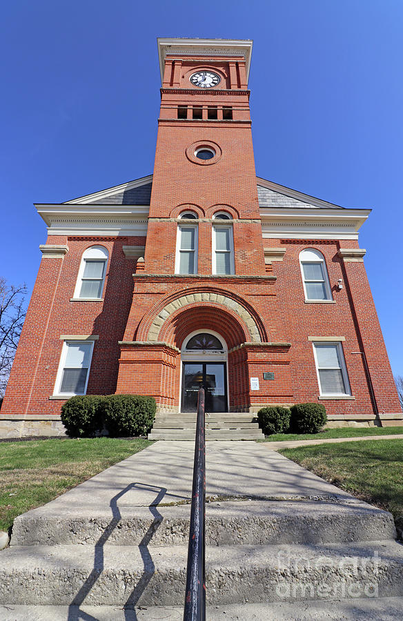 Morrow County Courthouse in Mount Gilead Ohio 3777 Photograph by Jack