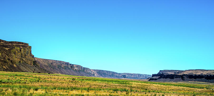 Grand Coulee Photograph - Moses coulee by Mike Wheeler