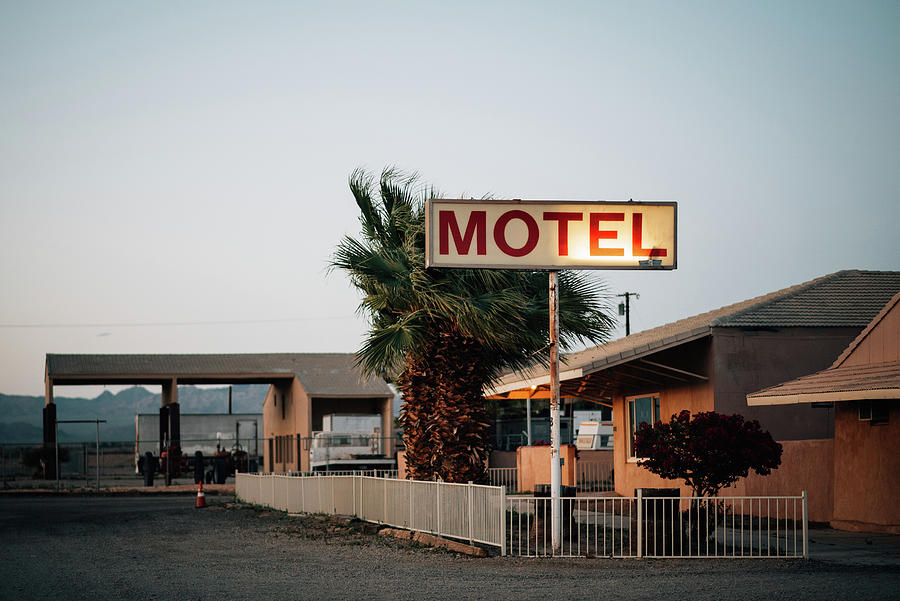 Motel Niland 01 Photograph