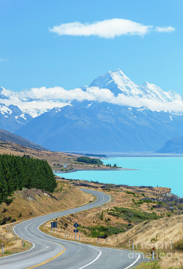 Mount Cook and Lake Pukaki, New Zealand Photograph by Neale And Judith Clark