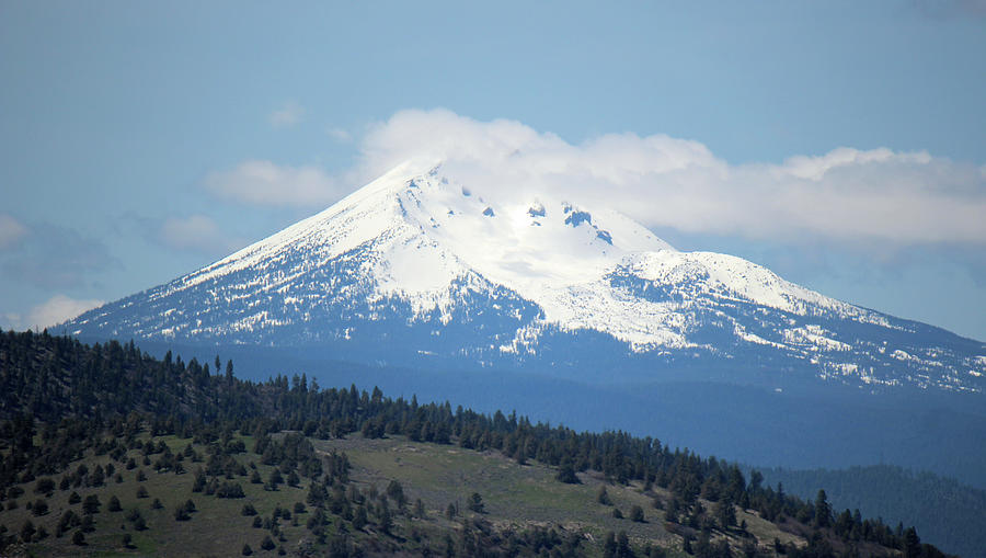 Mount McLoughlin Photograph by Craig Fentiman - Fine Art America