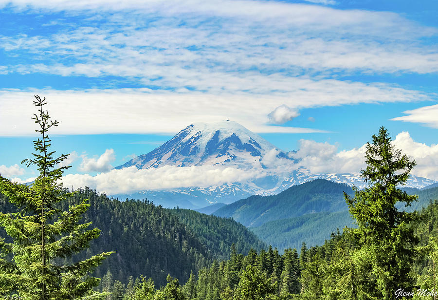 Mount Rainier Photograph by GLENN Mohs
