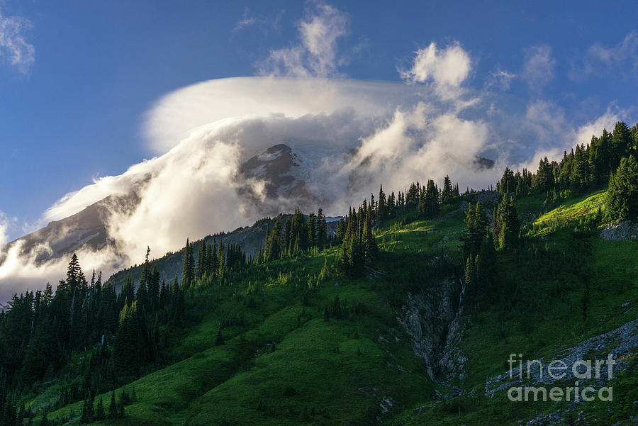 Mount Rainier Saucer Cloudscape Photograph