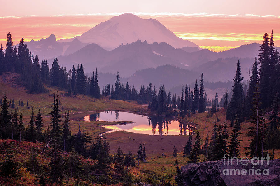 Mount Rainier Sunset Layers Photograph by Mike Reid