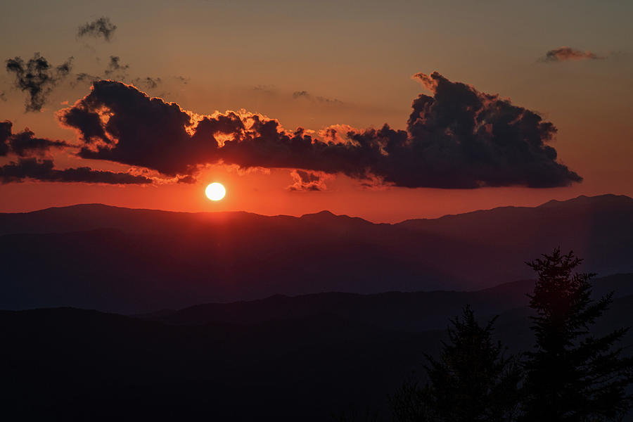 Mountain Sunset Photograph by Robert J Wagner