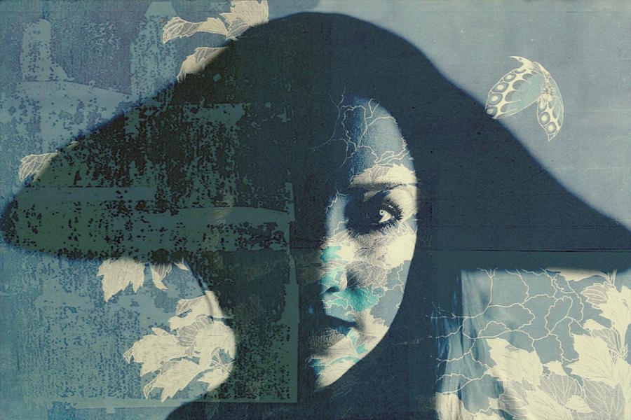 Move In A Little Closer Baby  Digital Art by Paul Lovering
