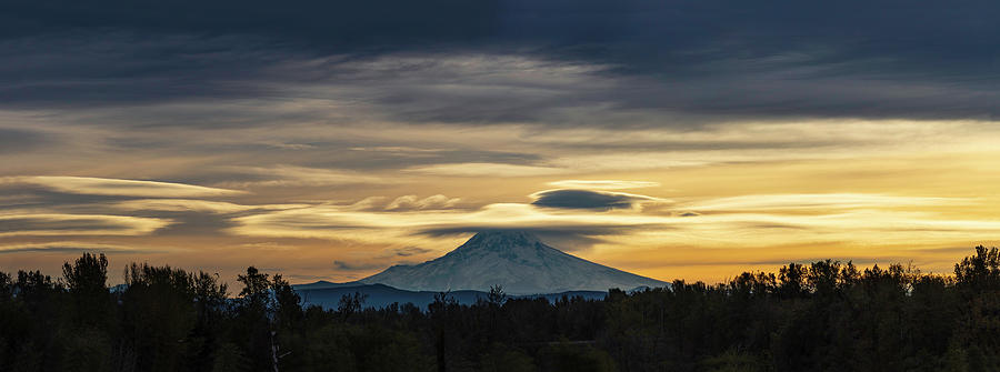 Mt Hood Cloud Cap Photograph by Wes and Dotty Weber