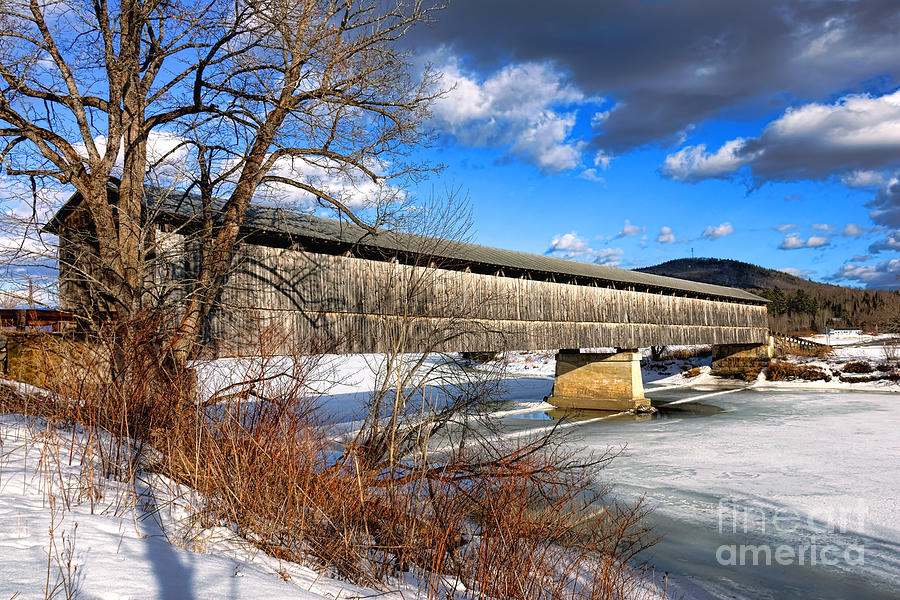 Mt Orne Covered Bridge in Winter Photograph by Olivier Le Queinec