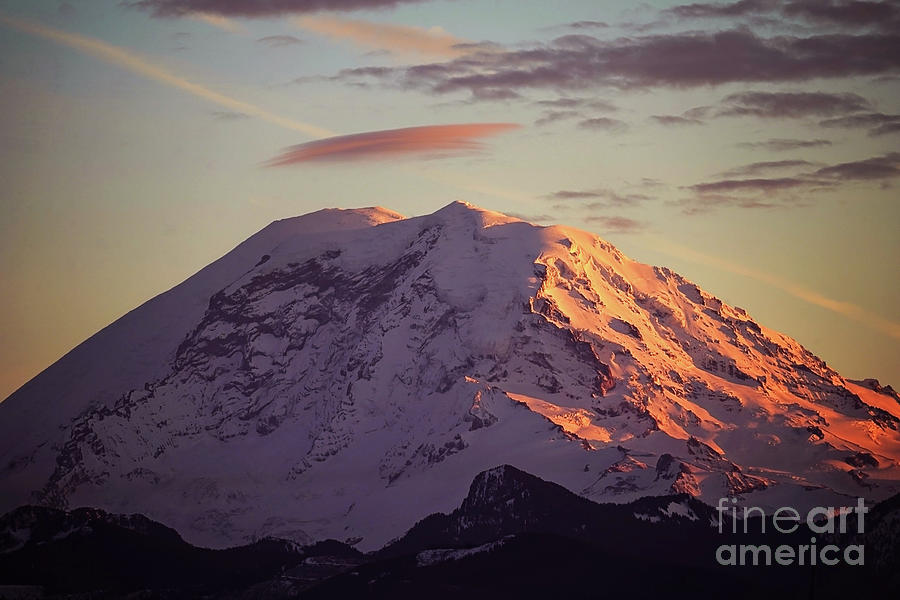 Mt Rainier at sunset Photograph by Sylvia Cook | Pixels