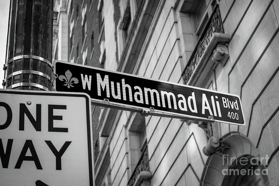 Muhammad Ali Blvd Sign - Louisville - Kentucky Photograph by Gary Whitton
