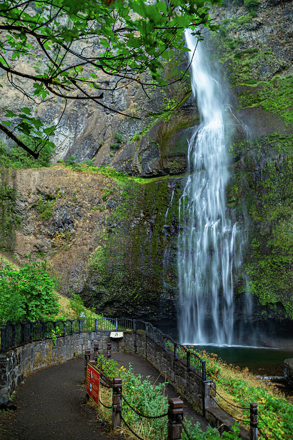 Mulnomah Falls, Oregon 6 Photograph by Cindy Robinson