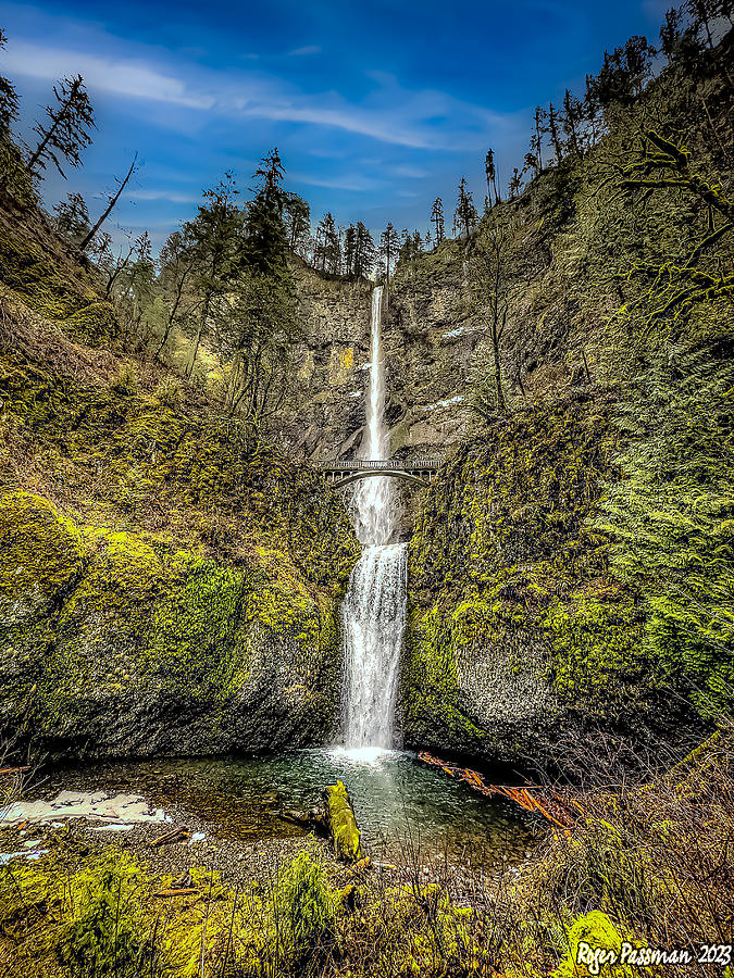 Multnomah Falls No 2 Photograph by Roger Passman - Fine Art America