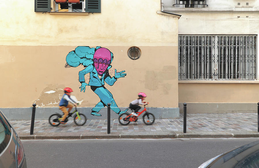 Mural Photograph - Bike Race by Daniel Furon