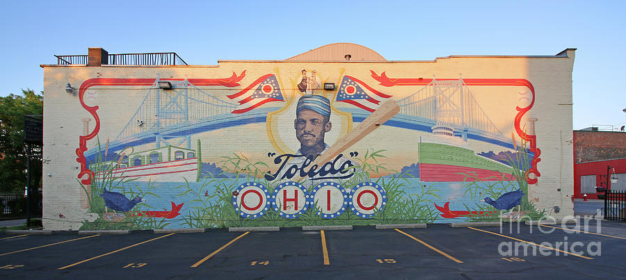 Mural in Downtown Toledo 7439 Photograph by Jack Schultz